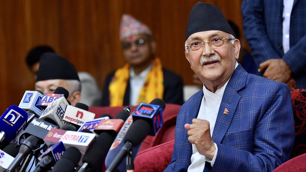 राष्ट्रिय एकता कमजोर पार्ने र देशभक्तिलाई होच्याउने कुरा एमालेलाई स्वीकार्य छैन : ओली